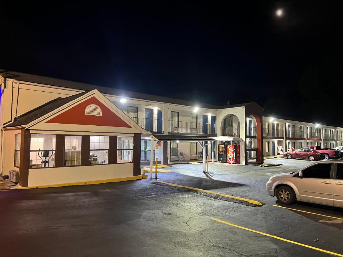 Scottish Inn Αγκούστα Εξωτερικό φωτογραφία