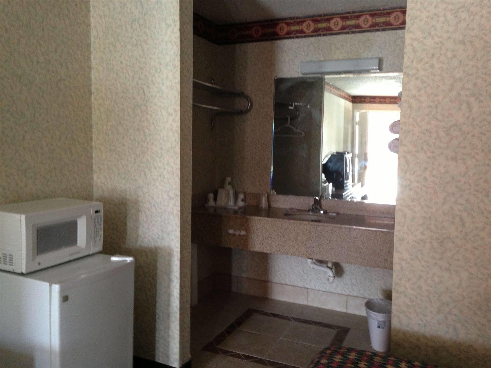 Scottish Inn Αγκούστα Εξωτερικό φωτογραφία